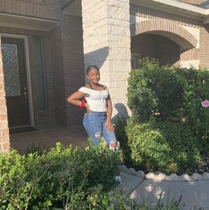 Meet your Posher, Katelynn